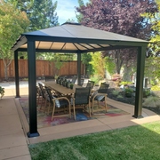 Gazebo assembly in Roseville