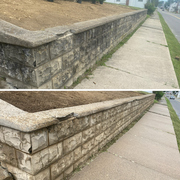 Retaining wall/sidewalk cleaning in Middleburg